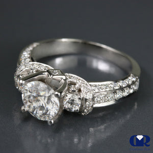 2.24 Ct Round Cut Diamond Engagement Ring In 18K White Gold - Diamond Rise Jewelry